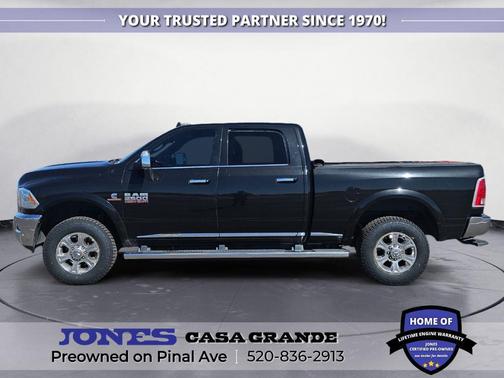 Brilliant Black Crystal Pearlcoat 2018 RAM 2500 Longhorn