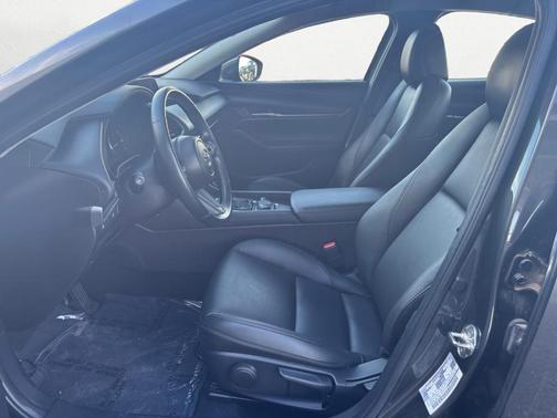 2022 Mazda Mazda3 FWD w/Select Package