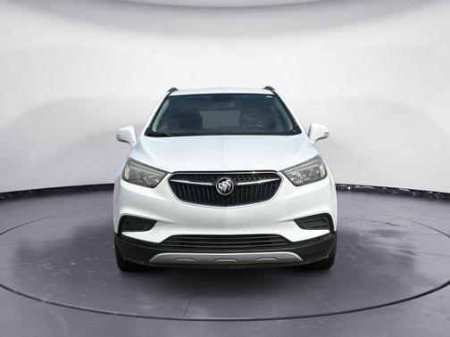 Summit White 2018 Buick Encore Preferred