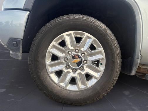 Sterling Gray Metallic 2025 Chevrolet Silverado 2500 High Country