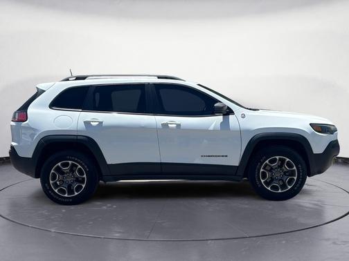 2020 Jeep Cherokee Trailhawk