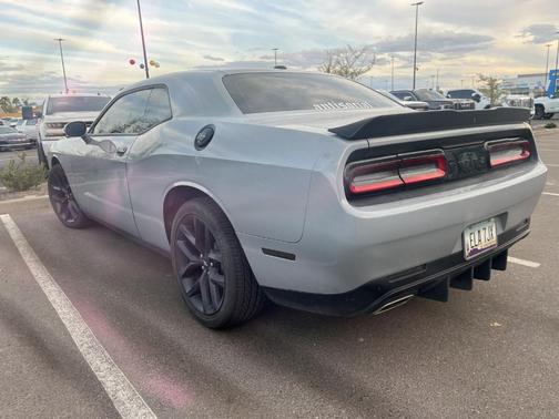2022 Dodge Challenger SXT
