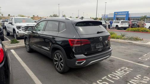 2024 Volkswagen Taos 1.5T SE