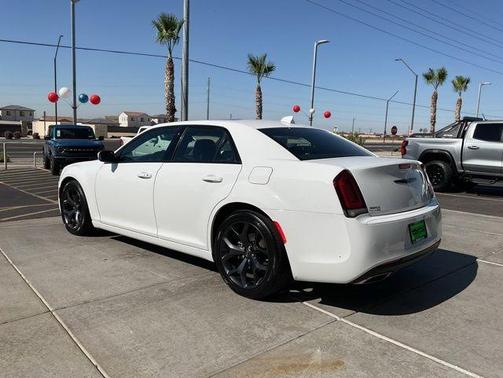 Bright White Clearcoat 2023 Chrysler 300 S