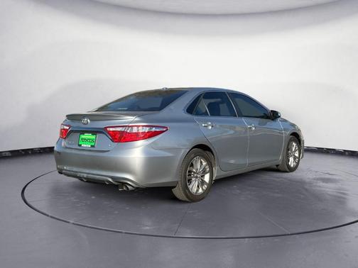 Celestial Silver Metallic 2015 Toyota Camry SE