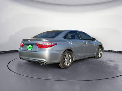 Celestial Silver Metallic 2015 Toyota Camry SE