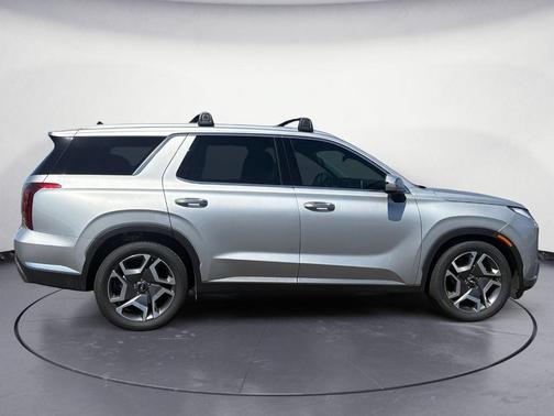 Silver 2024 Hyundai PALISADE Limited