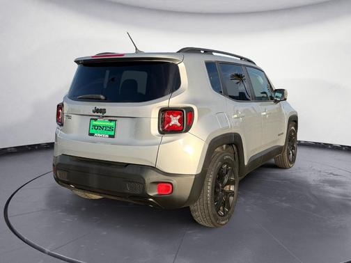 2017 Jeep Renegade Altitude