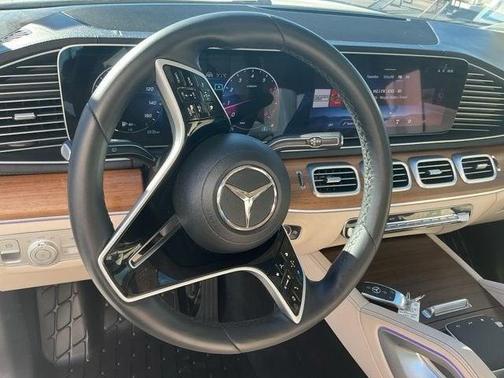 Polar White 2024 Mercedes-Benz GLS 450 4MATIC