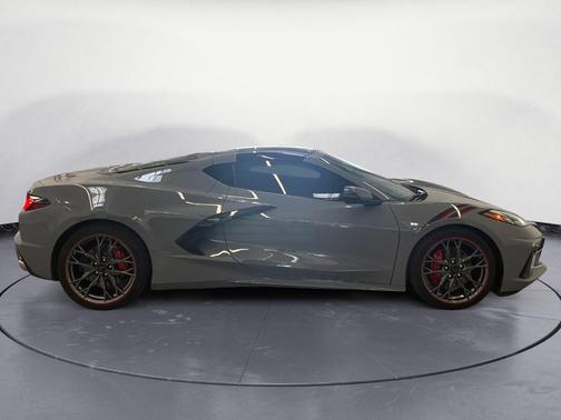 2025 Chevrolet Corvette Stingray w/1LT