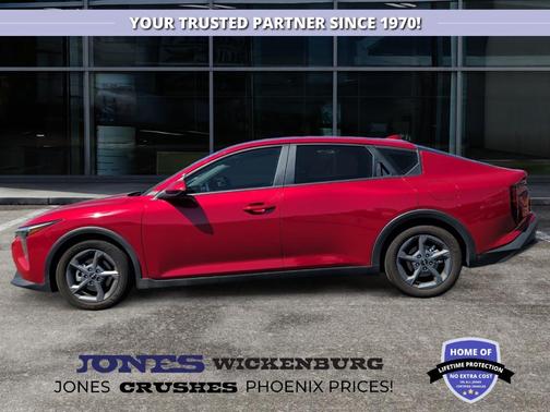 Currant Red 2025 Kia K4