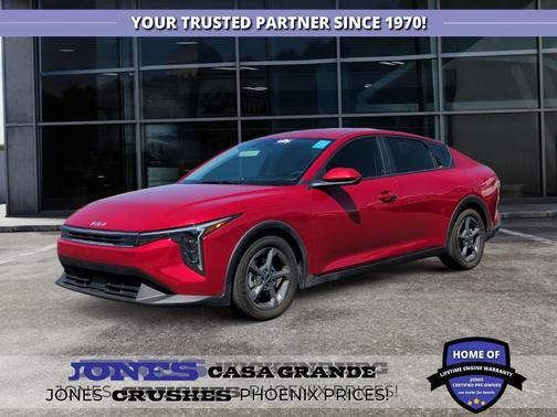 Currant Red 2025 Kia K4