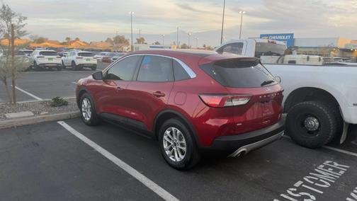 2022 Ford Escape SE