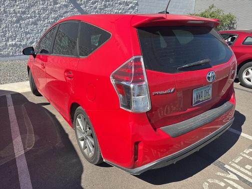 2017 Toyota Prius v