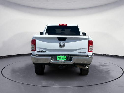 Bright White Clearcoat 2024 RAM 2500 Big Horn