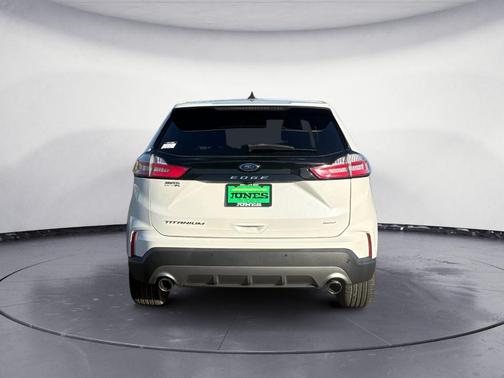 White Metallic 2024 Ford Edge Titanium