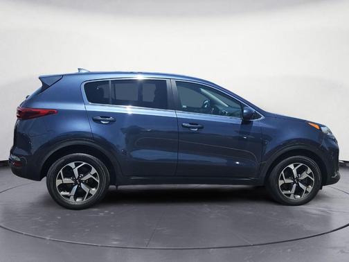 Pacific Blue 2021 Kia Sportage LX