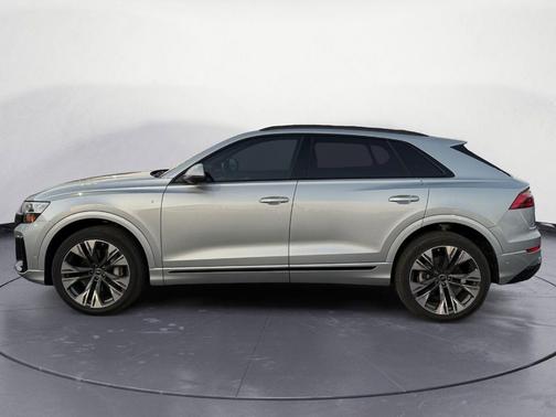 2025 Audi Q8 55 Premium
