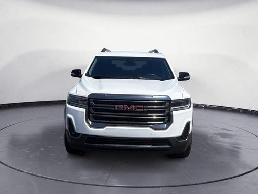 Summit White 2023 GMC Acadia AT4