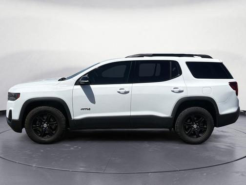 Summit White 2023 GMC Acadia AT4