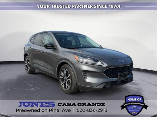 Carbonized Gray Metallic 2021 Ford Escape SE