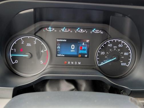 Oxford White 2024 Ford F-250 XL