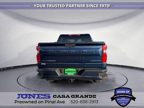 2022 Chevrolet Silverado 1500 Custom