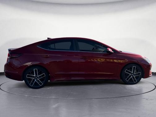 2019 Hyundai ELANTRA Sport