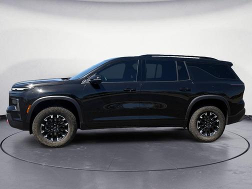 Mosaic Black Metallic 2024 Chevrolet Traverse Z71