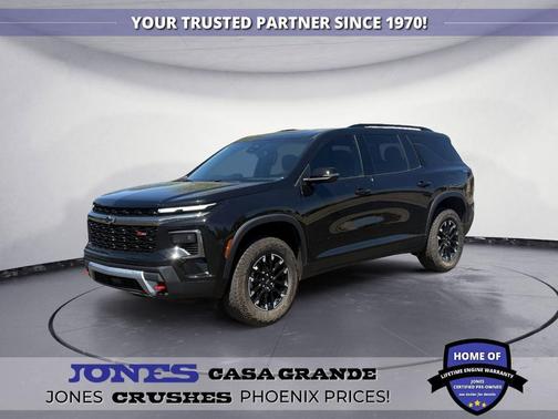 Mosaic Black Metallic 2024 Chevrolet Traverse Z71