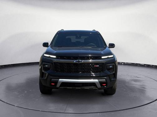 Mosaic Black Metallic 2024 Chevrolet Traverse Z71