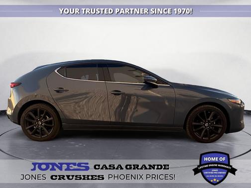 2022 Mazda Mazda3 FWD w/Premium Package