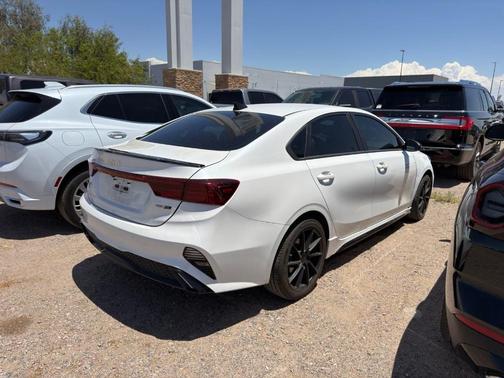 Snow White Pearl 2023 Kia Forte GT-Line