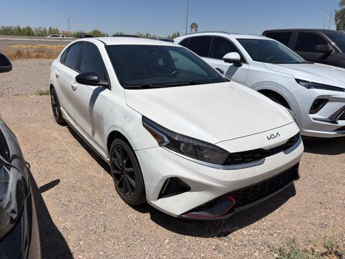 Snow White Pearl 2023 Kia Forte GT-Line