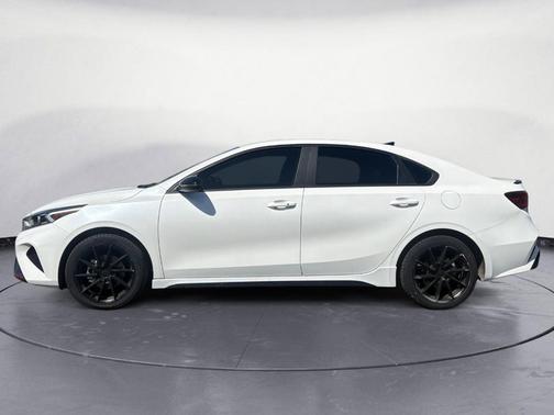 Snow White Pearl 2023 Kia Forte GT-Line