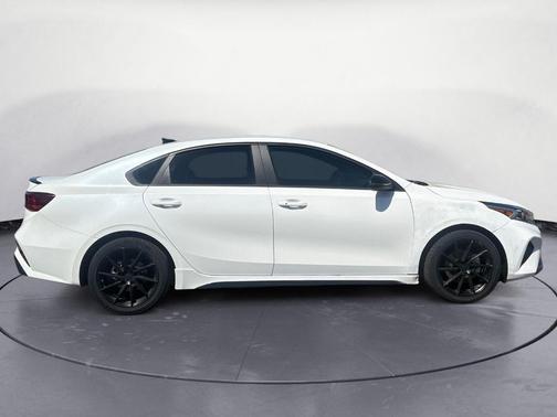 Snow White Pearl 2023 Kia Forte GT-Line