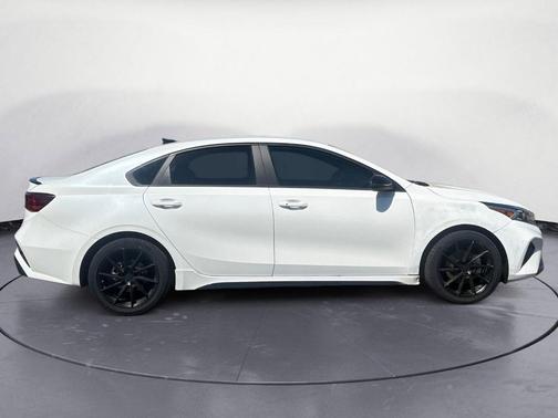 Snow White Pearl 2023 Kia Forte GT-Line