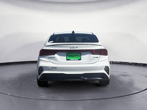 Snow White Pearl 2023 Kia Forte GT-Line