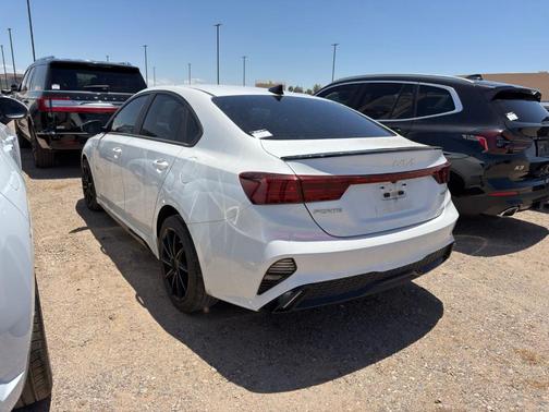 Snow White Pearl 2023 Kia Forte GT-Line