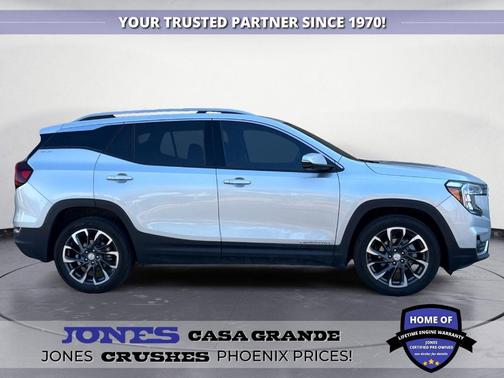 2022 GMC Terrain SLT