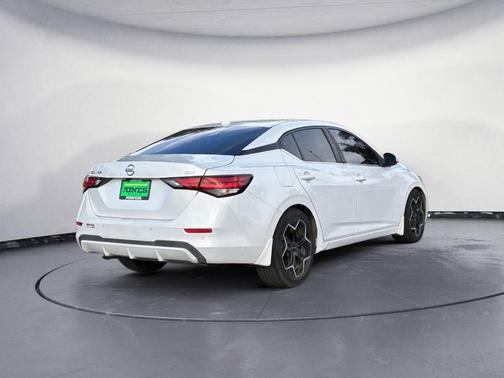 Aspen White 2020 Nissan Sentra SV