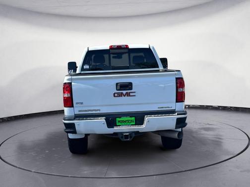 2016 GMC Sierra 3500 Denali