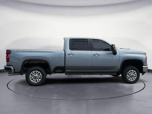 Sterling Gray Metallic 2025 Chevrolet Silverado 2500 LT