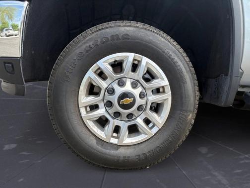 Sterling Gray Metallic 2025 Chevrolet Silverado 2500 LT
