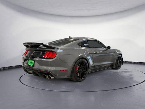 2021 Ford Shelby GT500 Base