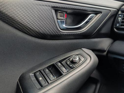 Crystal White Pearl 2022 Subaru Outback Premium