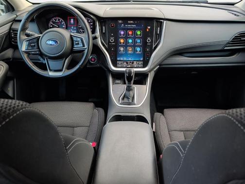 Crystal White Pearl 2022 Subaru Outback Premium
