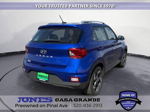 2025 Hyundai VENUE SEL