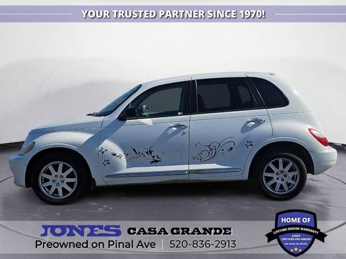 Stone White Clearcoat 2010 Chrysler PT Cruiser Classic
