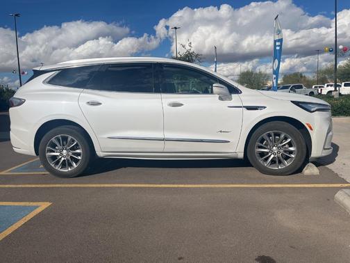 2022 Buick Enclave Avenir